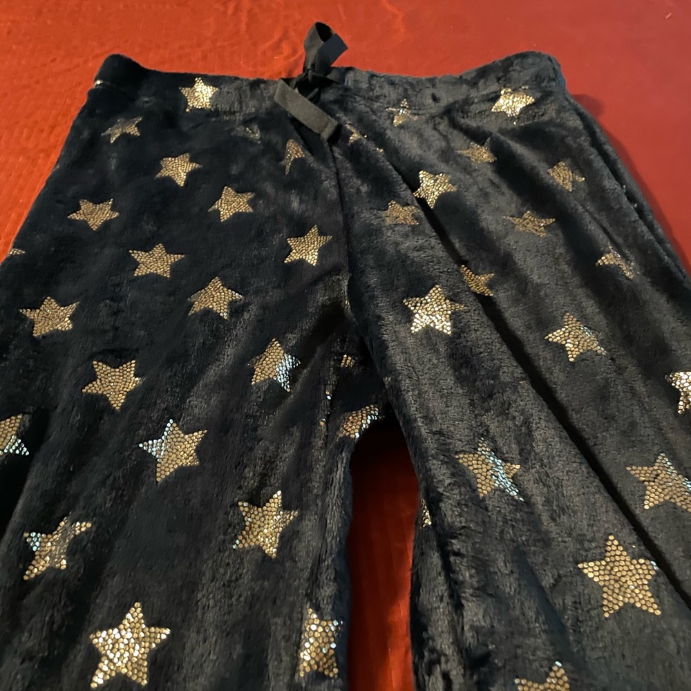 Sleepwear - Picture 2 of 4